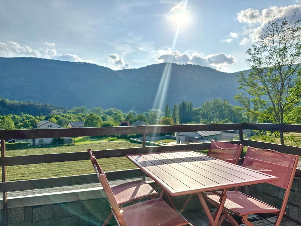 Charmant Appartement Avec Terrasse Parking Ispagnac Kültér fotó